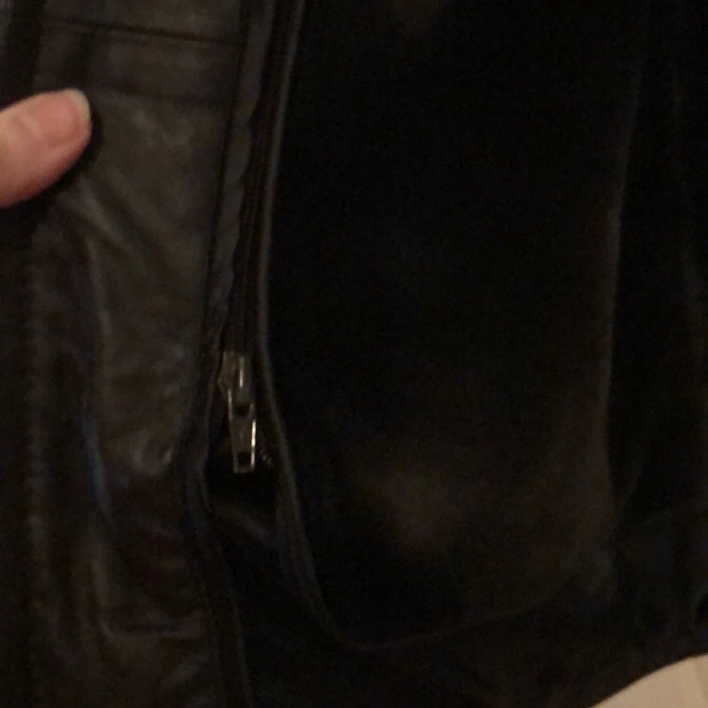 Leather coat - Picture 2 of 4
